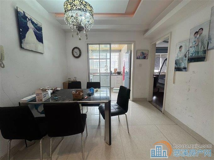 吉祥新村四区118平95万送车库