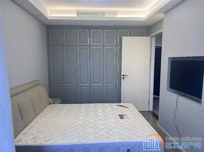 新潮塘+车位豪华装86.8万中央空调