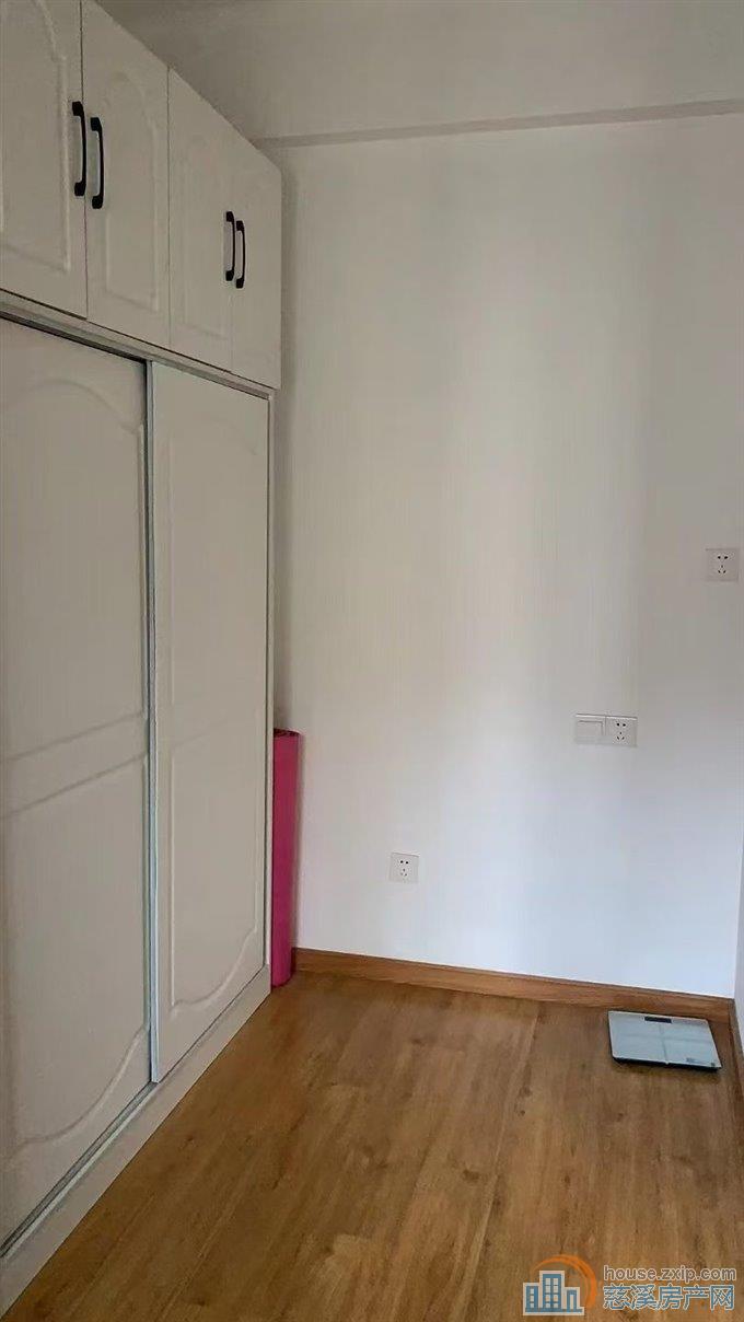 新潮塘北苑45平方精装修二室一卫