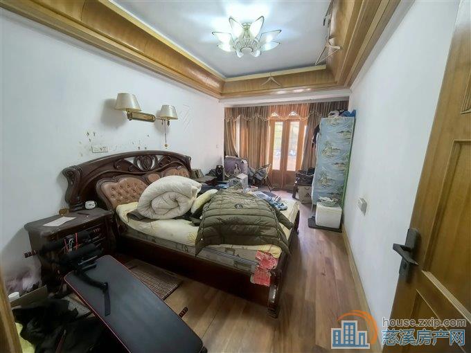 茜苑新村65平126万三小上林书包