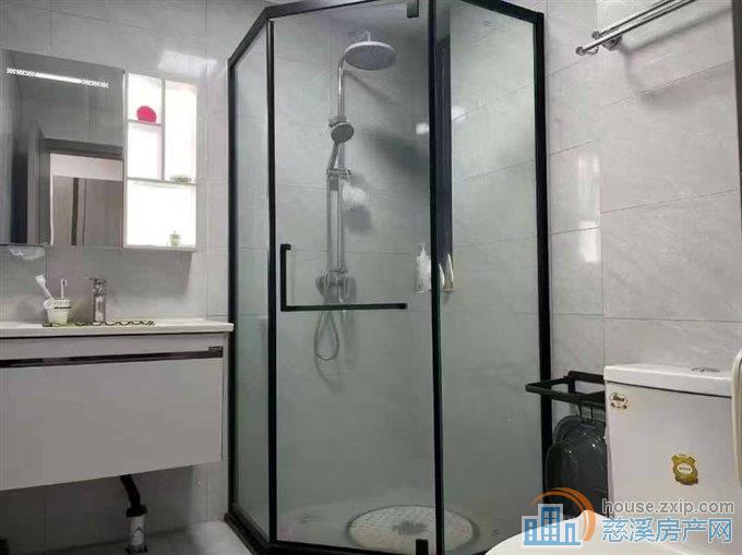 ✔江岸臻园✔拎包入住，捡漏房