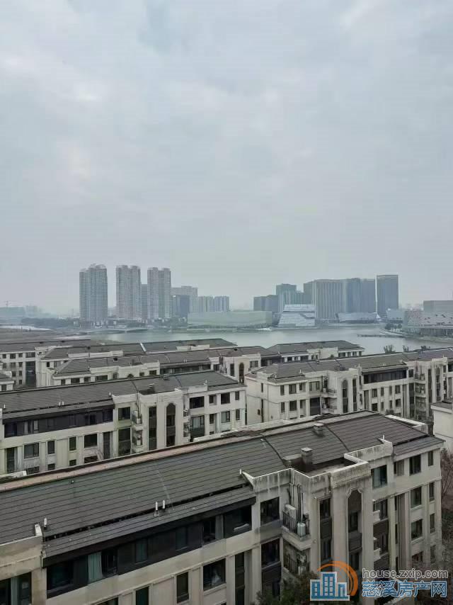 中海湖心半岛精装湖景房好楼层四室两卫