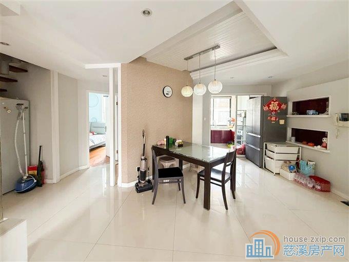 天和家园西区 精装 复式 带车位杂物间