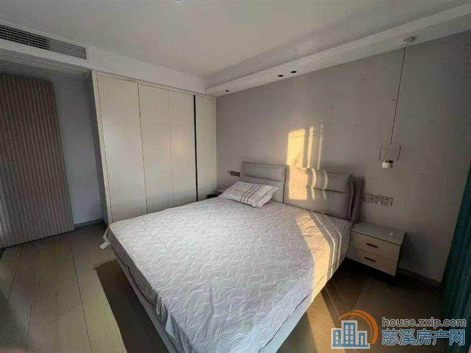 天铂佳苑洋房125平楼层佳精装155万