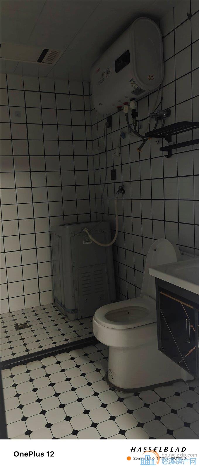 孙塘新村旁2室精装修1400月直接