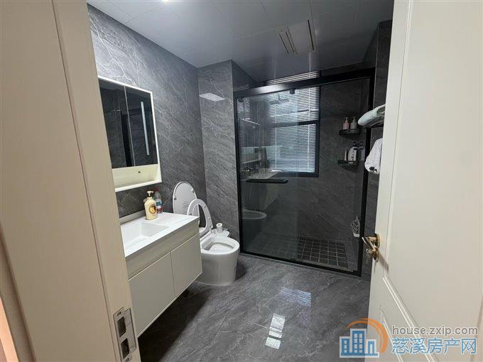 复地二期精装138平175.8万➕车位