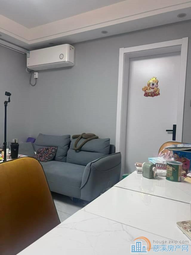 孙塘新村4楼79平自住精装27年可读书