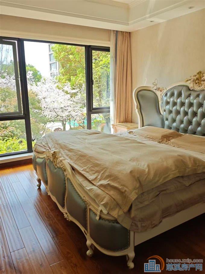 绿城诚园精装房东保养好