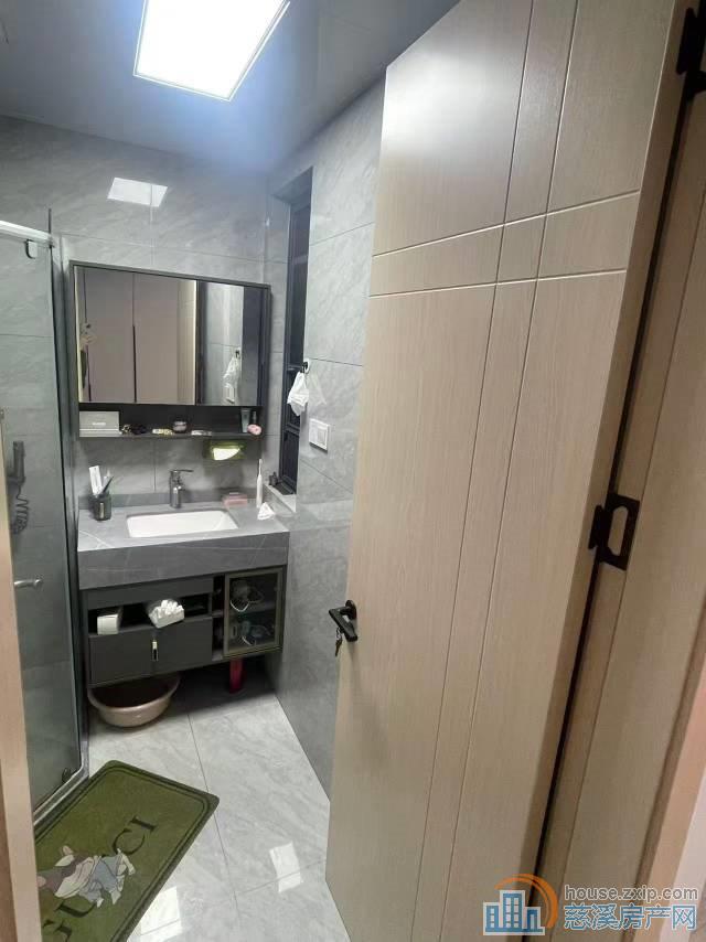 芳满庭 98平 自住精装 三菱中央空调 