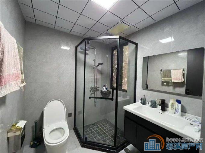 天铂佳苑洋房125平楼层佳精装155万