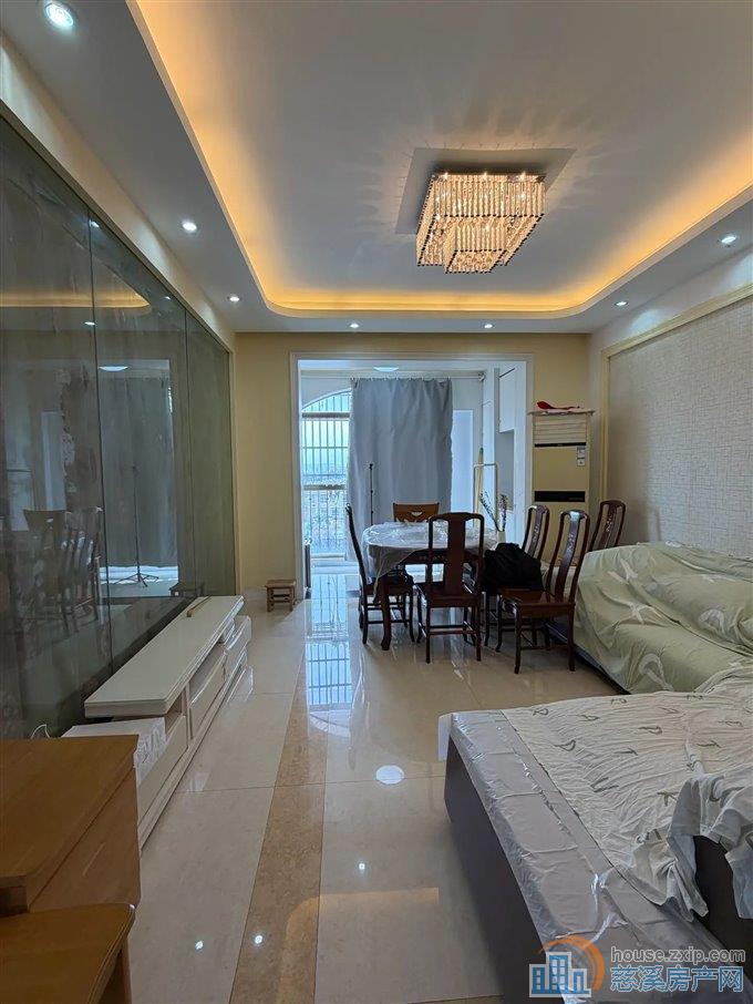 星光家园 精装73平方72万低总价