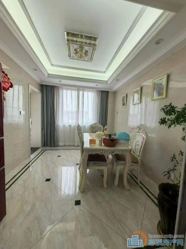 新潮塘南苑160平精装 四开间朝南