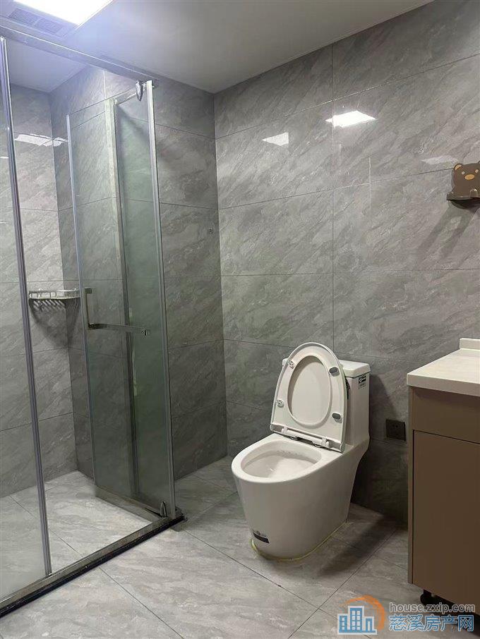 好消息！！！海铂中心，拎包入住