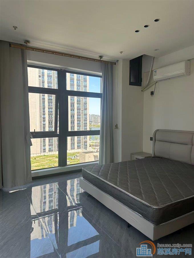 好消息！！！海铂中心，拎包入住