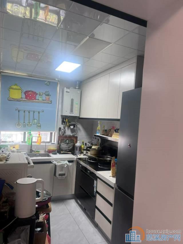 孙塘新村4楼79平自住精装27年可读书