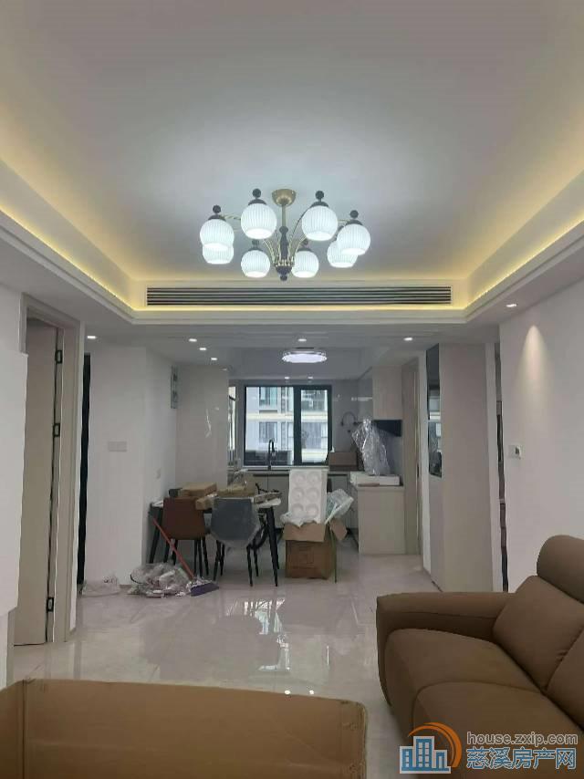 崇文府90平方精装