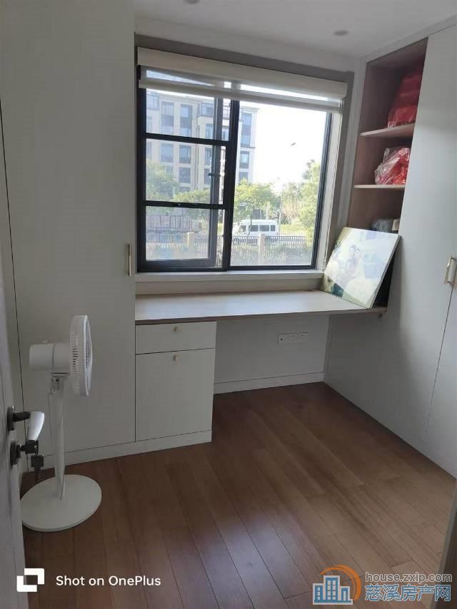 阅江府132平中低层精装全屋定制可读书