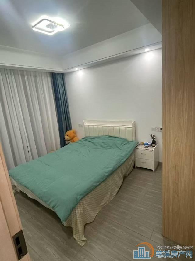  芳满庭黄金楼层精装修一口价93万直接房