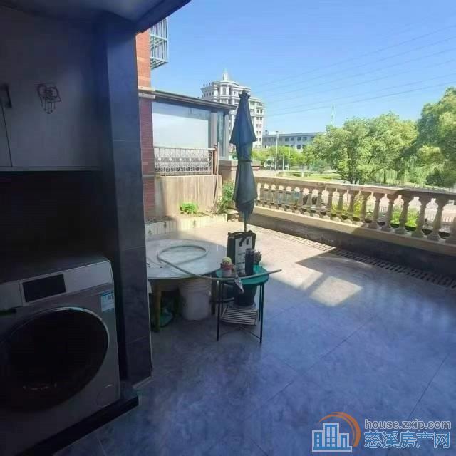 海星辰下叠产证面积132平前有花园后露台