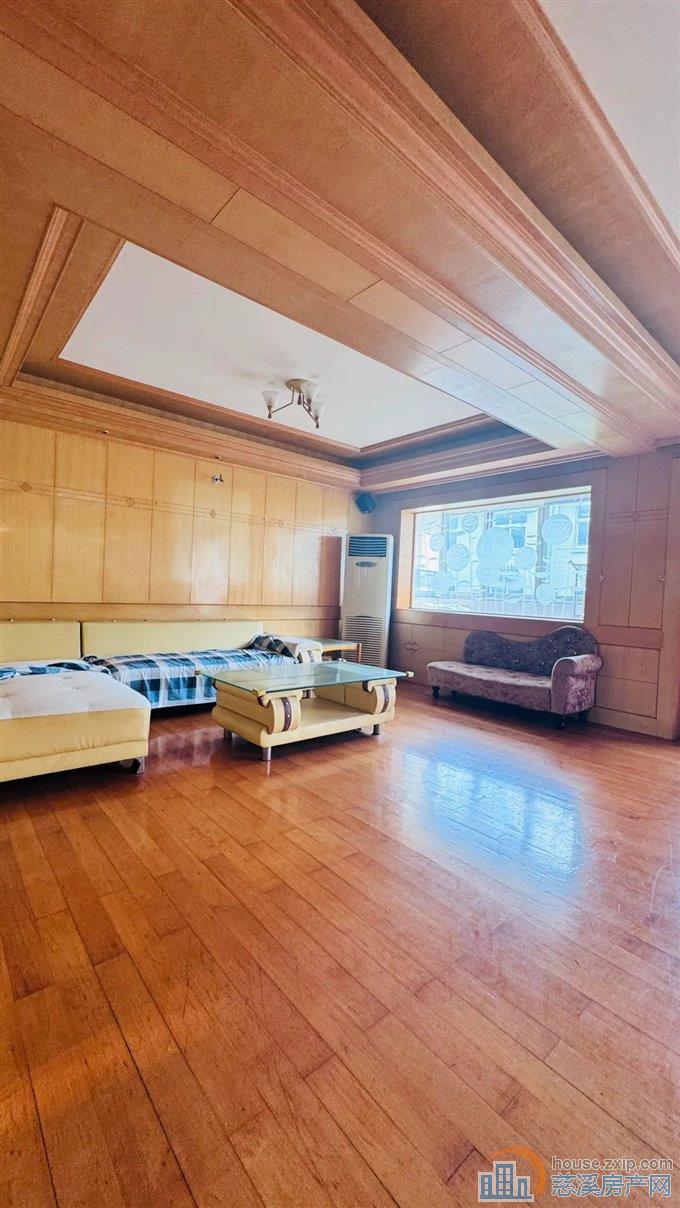 虞波花园 精装二楼 保养好 拎包入住