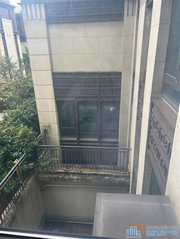 阳光城翡丽湾 边套合院别墅  低总价