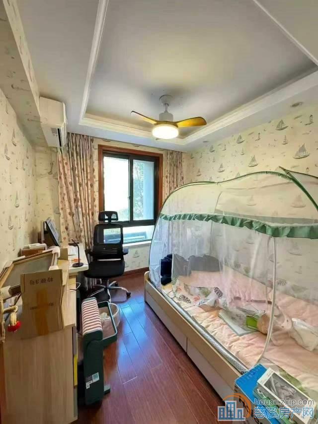 城市桃源电梯洋房2楼91平满5唯一精装