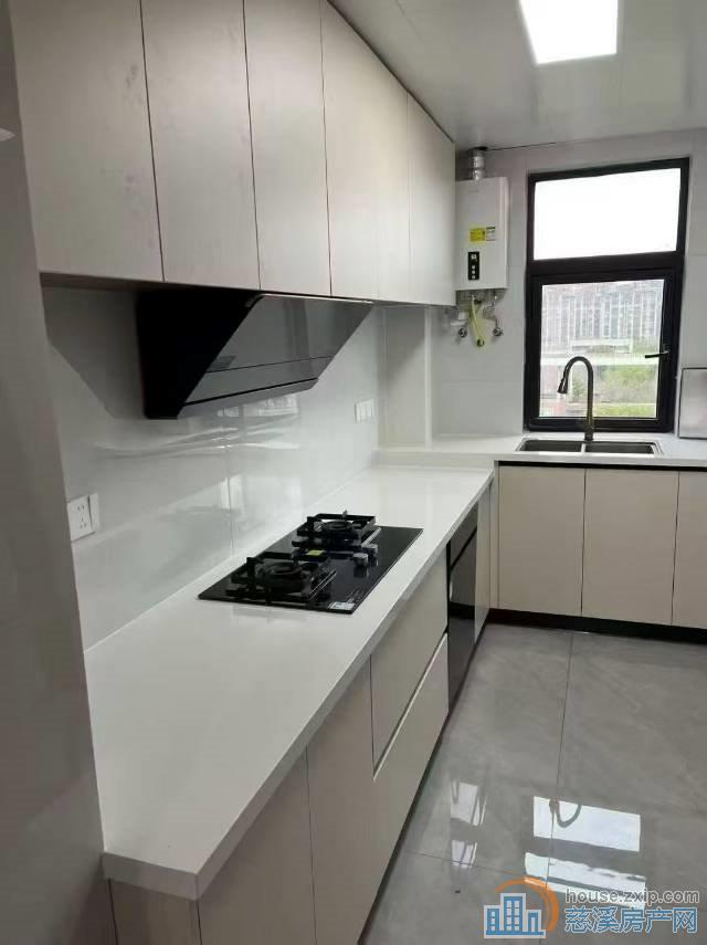 君慈名府保集府精装未住过带车位满2