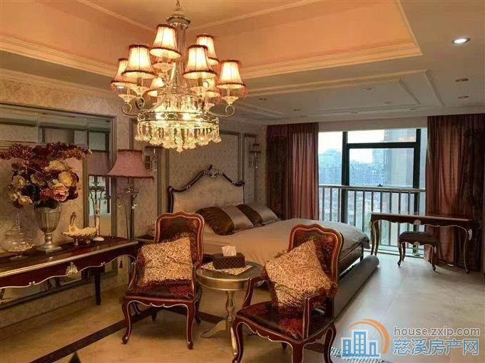 中央大厦豪装56平35万，钥匙在