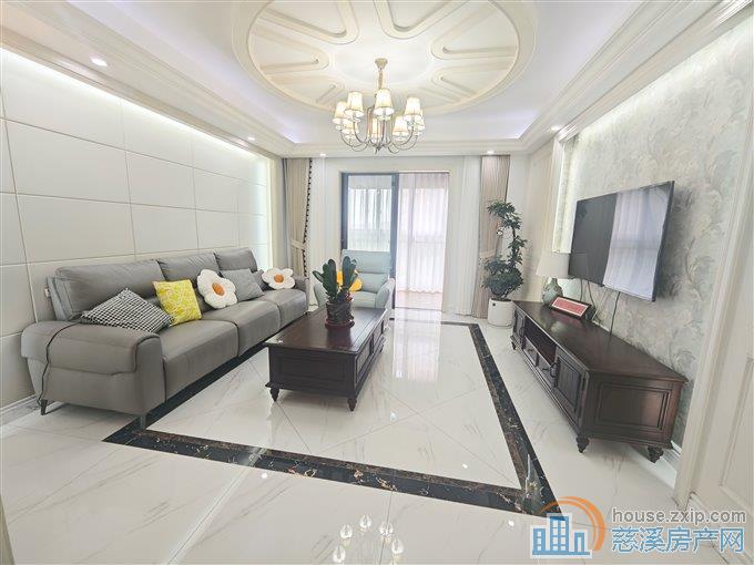 特价房白金湾电梯房自住精装直接房源钥匙在