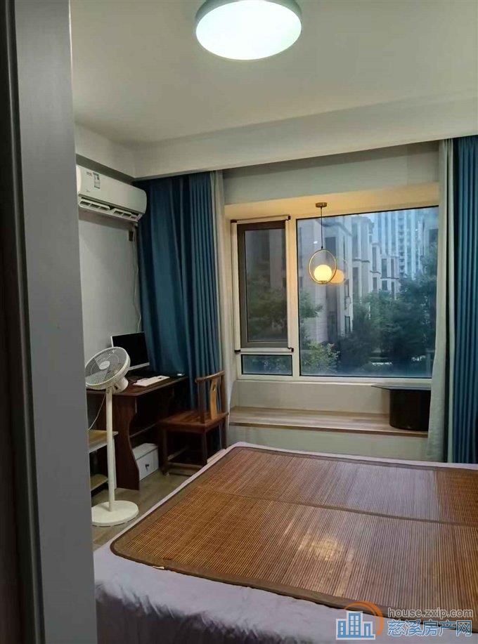 檀悦府124平精装3室XQ未占用225万