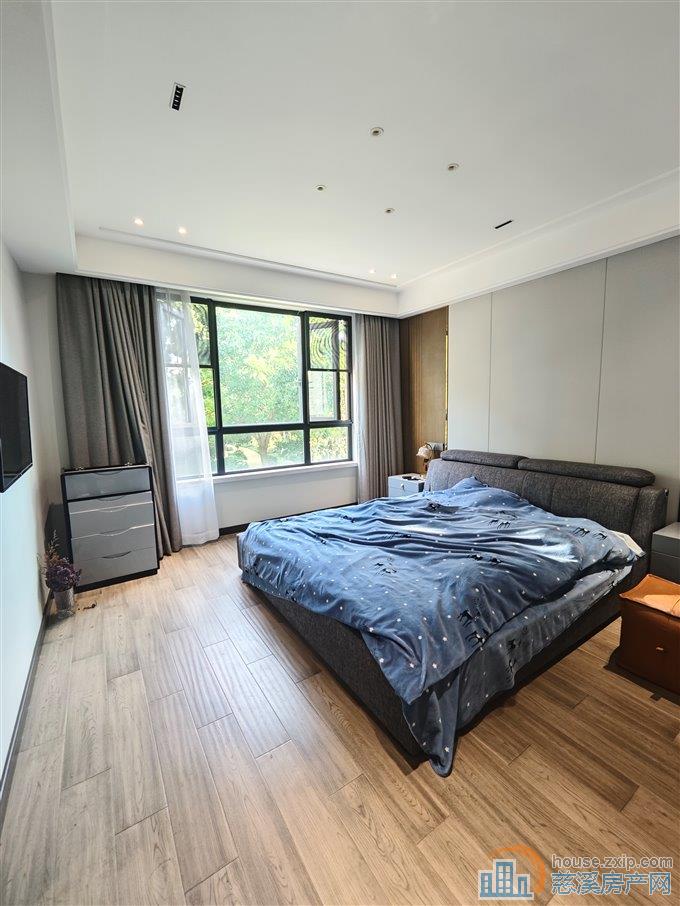 中梁泊景庭143+车位豪华装修送家电家具
