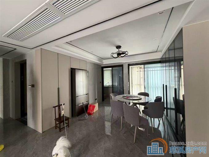 阅江府好楼层洋房全新精装没入住带车位