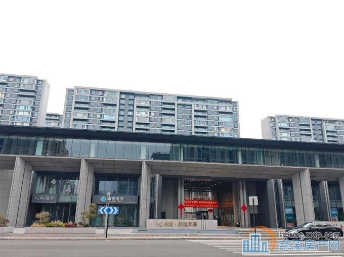 卓越湖樾云著19楼左右129平198万