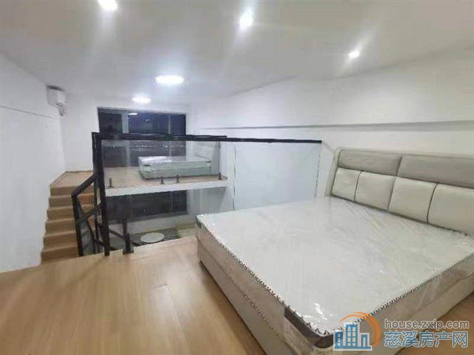 聚美公寓 商业公寓 复式 朝东 精装修