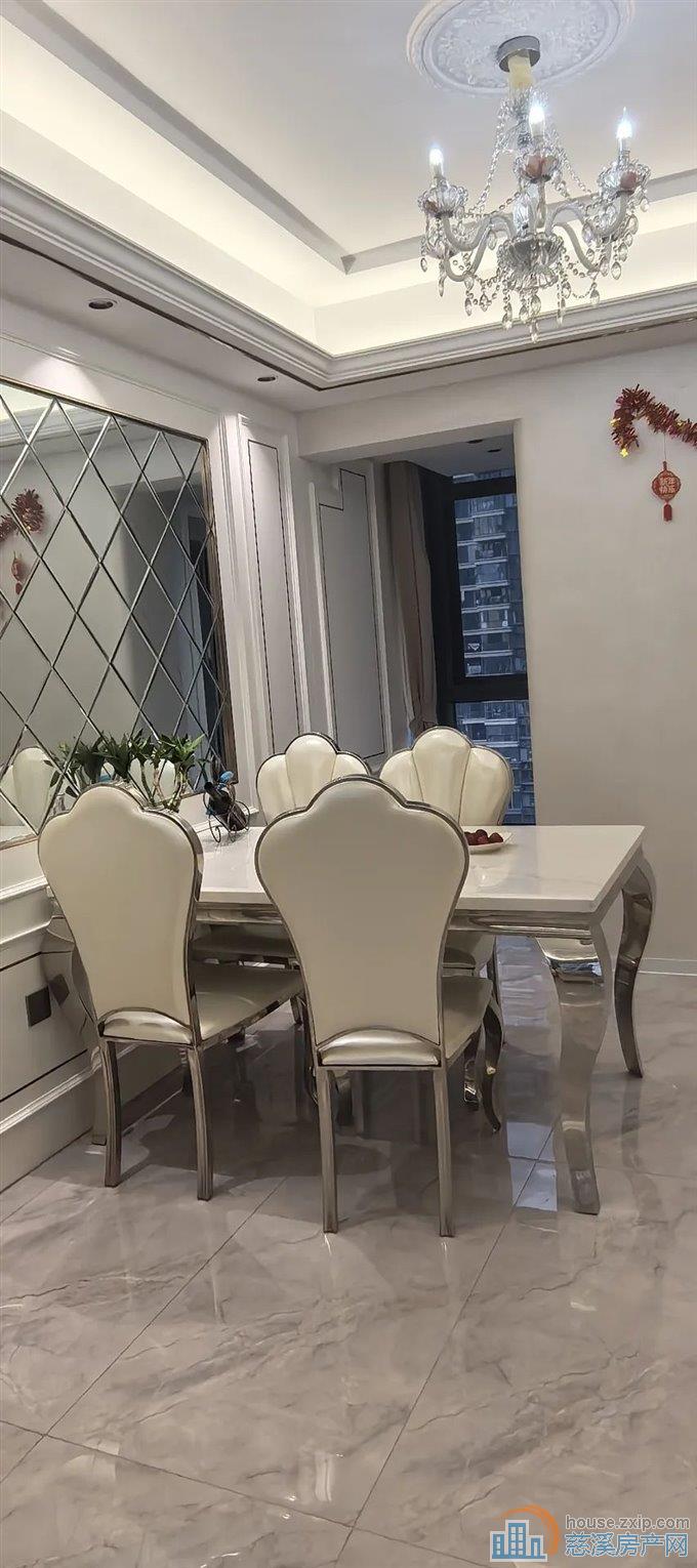 恒大河悦府 全新精装 前后湖景 楼层好