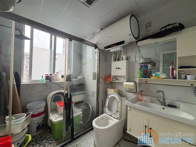 鸿都大厦