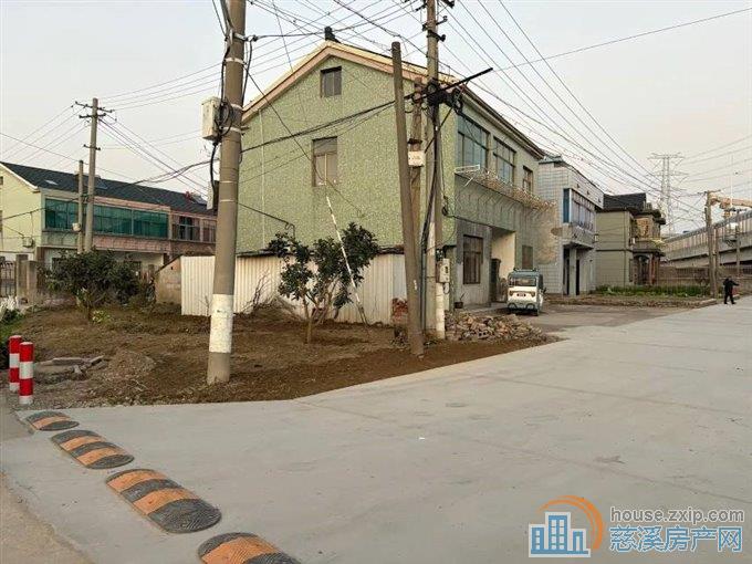 庵东虹桥村3间2楼300平左右46万